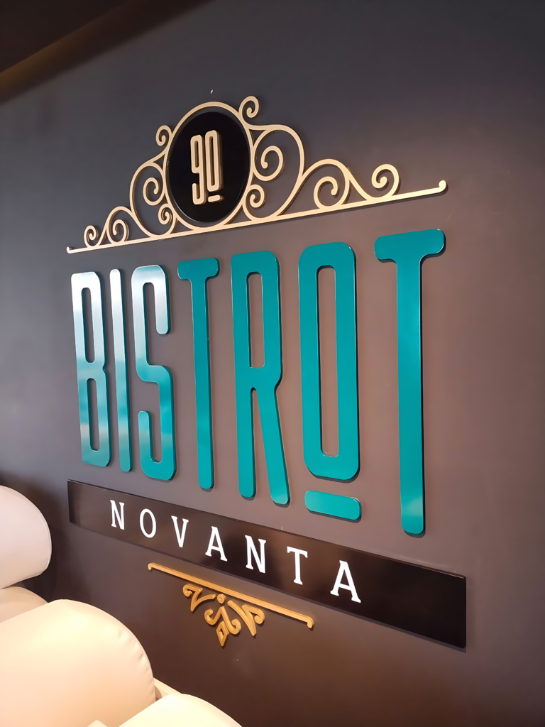 bistrot novanta imgupscaler.ai v1(fast) 2k